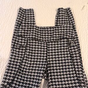 Avia Black and White Houndstooth Leggings